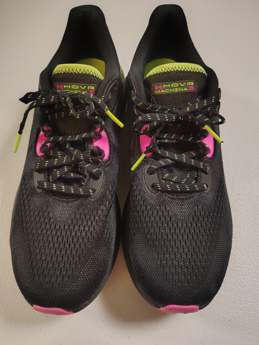 NWOT Under Armour HOVR Machina 3 Black Pink Lime 10 Worn Once